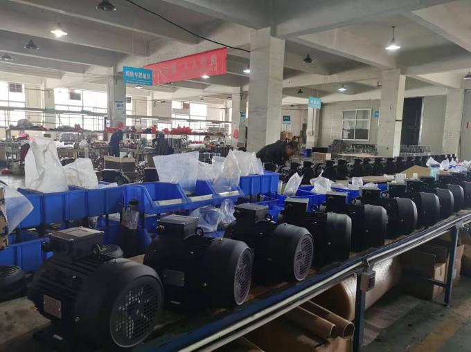 단일 단계 2.2KW 3HP 전기 AC 모터 380V 50HZ 2300 RPM 폭발 방지 폐쇄 알루미늄 하우징 110V 펌프 모터 5KW 17
