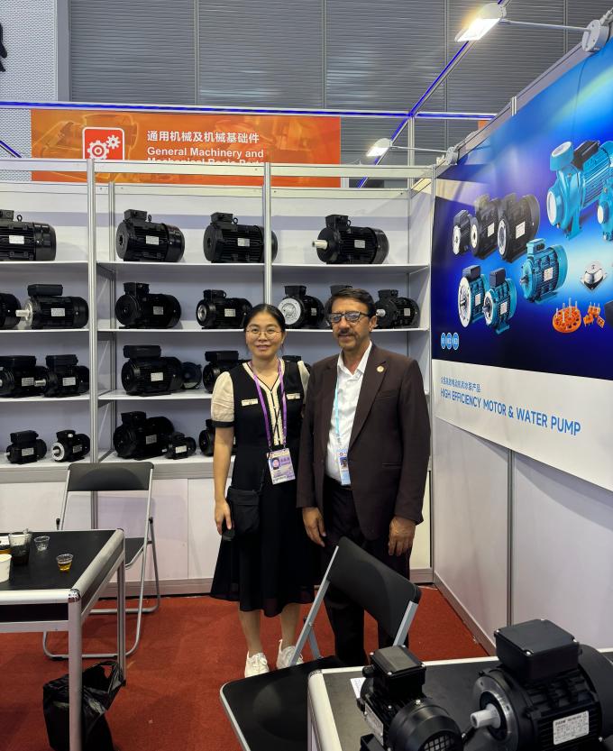 알루미늄 가구 3단계 비동기 모터 5.5KW 7.5HP 4극 380V 50HZ 1440 RPM 방수 폐쇄 75/90mm 호크 펌프 15